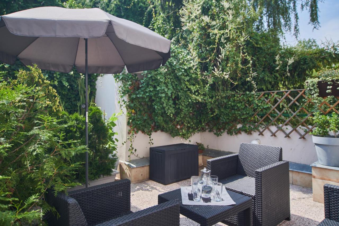 Nice Home To Stay At Prague Close To Castle With Terrace And Garden Экстерьер фото